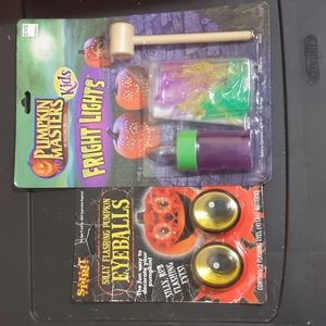 Bundle Pumpkin Masters Fright Lights Decorative Set & Silly Flashing Eyes